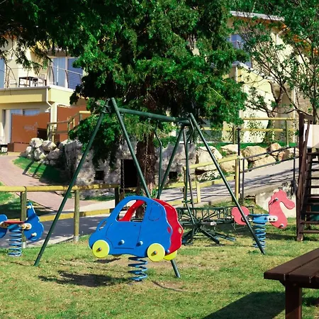 Park Zanzanu מלון 4*